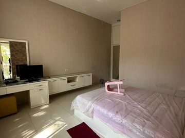 RUMAH PAKUWON CITY SAN ANTONIO