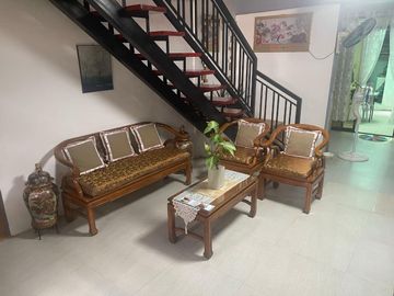 5 Bedroom House & Lot For Sale, Near Mindanao Ave & Quirino Highway, Caloocan-Novaliches