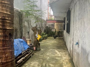5 Bedroom House & Lot For Sale, Near Mindanao Ave & Quirino Highway, Caloocan-Novaliches