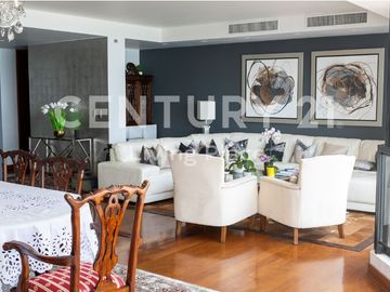 Exclusivo Penthouse de Tres Niveles con Vista al mar en Miraflores