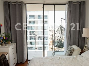 Exclusivo Penthouse de Tres Niveles con Vista al mar en Miraflores