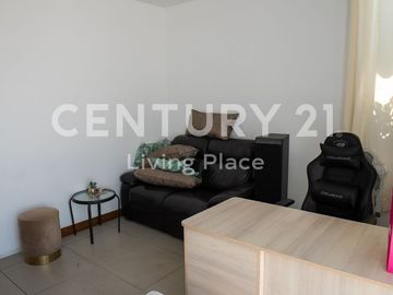 Exclusivo Penthouse de Tres Niveles con Vista al mar en Miraflores