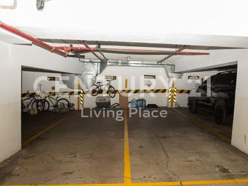 Exclusivo Penthouse de Tres Niveles con Vista al mar en Miraflores