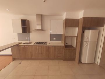 VENDO HERMOSA SUITE UBICADA EN QUITEÑO LIBRE, 65M2