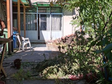 Casa 2 pisos  10 D 5 B   280/212 M2.