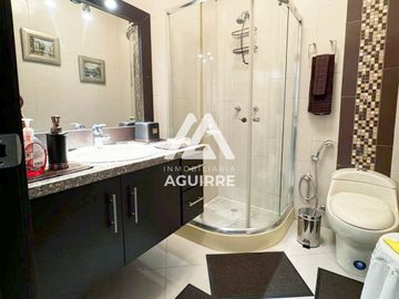 EN VENTA: lujoso y equipado departamento en Urbanizacion La Riviera, Machala