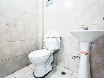 EN VENTA: casa rentera con locales comerciales en Cdla. La Aurora, Machala