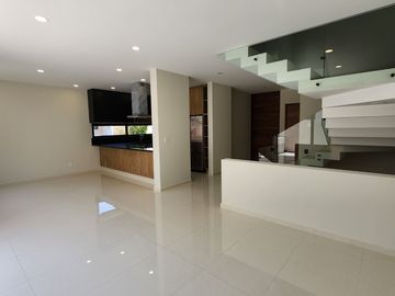 Casa en venta en Solares Residencial dentro de coto Soare 2