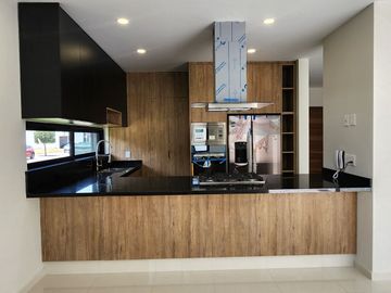 Casa en venta en Solares Residencial dentro de coto Soare 2