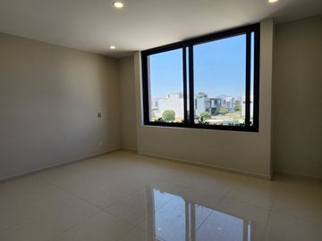 Casa en venta en Solares Residencial dentro de coto Soare 2