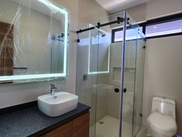 Casa en venta en Solares Residencial dentro de coto Soare 2
