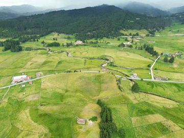 1.3 Hectáreas en venta sector Tarqui