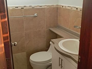 Casa en venta en conjunto residencial San Fernando - Tumbaco 🏯