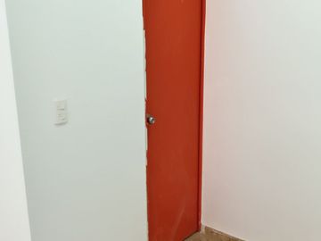 Alquiler de local (PRIMER PISO) en zona comercial de San Martín de Porres!