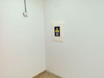Alquiler de local (PRIMER PISO) en zona comercial de San Martín de Porres!