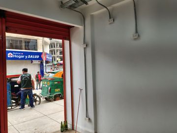 Alquiler de local (PRIMER PISO) en zona comercial de San Martín de Porres!