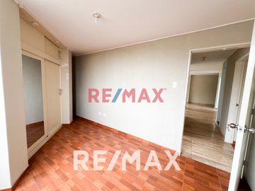 Venta De Moderno Y Amplio Departamento Ubicado En Villa María Del Triunfo