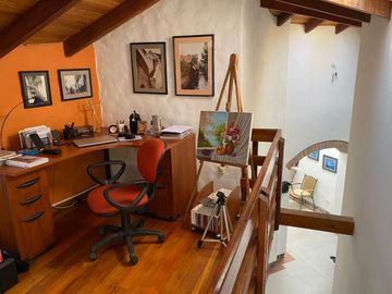 Casa una planta en urbanización privada, más suite, terreno libre de 600, Sangolquí $340.000
