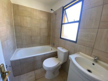 Estupenda casa en Linderos-Buin
