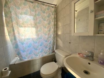 Estupenda casa en Linderos-Buin