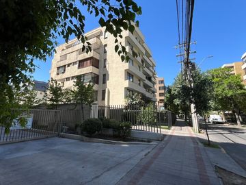 Metro Colon / Plaza Las Lilas / Providencia