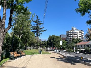 Metro Colon / Plaza Las Lilas / Providencia