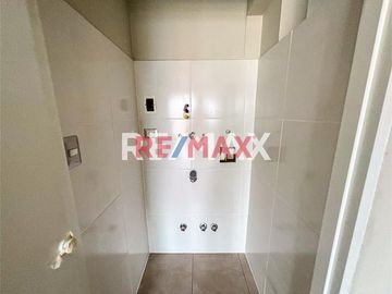 Venta De Departamento Moderno De Estreno A Un Paso De Velasco Astete