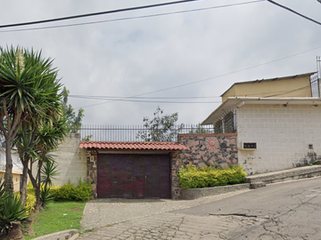 CASA EN CUERNAVACA, GRAN OPORTUNIDAD DE INVERSIÓN