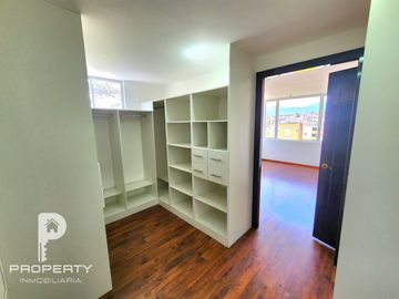 Casa INDEPENDIENTE por estrenar Ushimana Valle de los Chillos 4 dormitorios 3 parqueaderos San Rafael Alangasi
