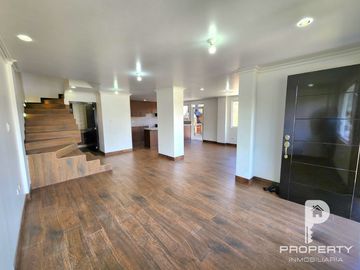 Casa INDEPENDIENTE por estrenar Ushimana Valle de los Chillos 4 dormitorios 3 parqueaderos San Rafael Alangasi