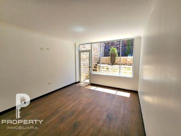 Casa INDEPENDIENTE por estrenar Ushimana Valle de los Chillos 4 dormitorios 3 parqueaderos San Rafael Alangasi