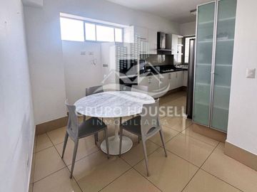 VENDO HERMOSO PENTHOUSE EN MIRAFLORES