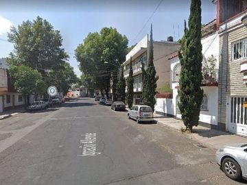 VENDO CASA TIPO COLONIAL EN AZCAPOTZALCO