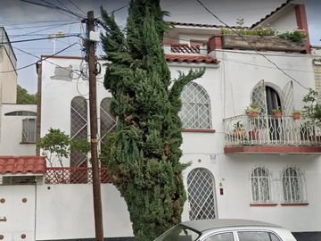 VENDO CASA TIPO COLONIAL EN AZCAPOTZALCO
