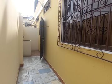 Casa rentera en venta en Ballenita, Santa Elena