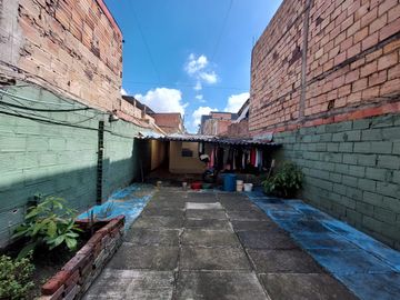 ESPECTACULAR CASA LOTE EN VENTA BARRIO BOYACA REAL