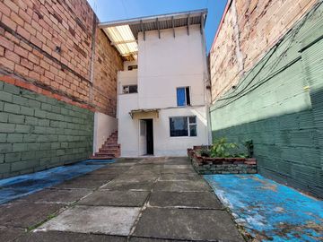 ESPECTACULAR CASA LOTE EN VENTA BARRIO BOYACA REAL