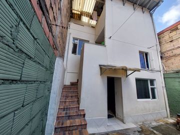 ESPECTACULAR CASA LOTE EN VENTA BARRIO BOYACA REAL