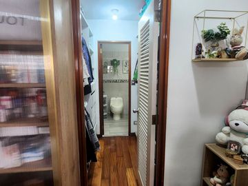 VENTA ZONA EXCLUSIVA DE SURCO, HERMOSO DEPARTAMENTO EN PRIMER PISO ELEVADO
