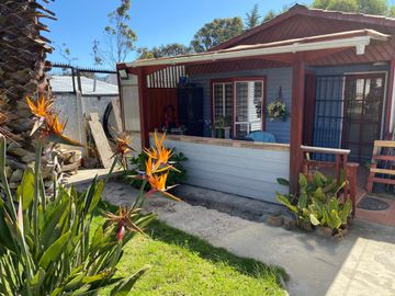 Casa en venta con piscina, comuna del Quisco