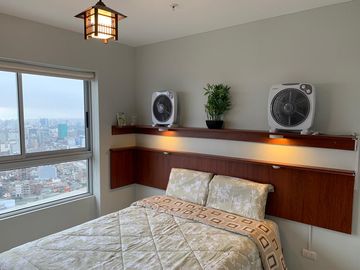 VENTA DEPARTAMENTO EN SANTA CATALINA, PISO 32, ESPECTACULAR VISTA A LA CIUDAD