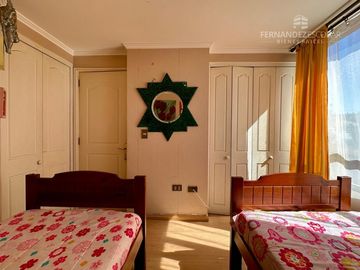 VIÑA DEL MAR - VENDE DEPTO 3D 2B 1E BODEGA - EDIFICIO VERSALLES
