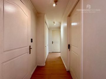 VIÑA DEL MAR - VENDE DEPTO 3D 2B 1E BODEGA - EDIFICIO VERSALLES