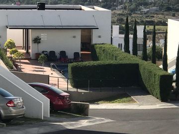 UBICADA Y FUNCIONAL PROPIEDAD EN PRIVADA CON AMENIDADES