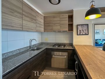 ALQUILER DE LINDO DEPARTAMENTO AMOBLADO EN SURQUILLO DE 1 HABITACION Y 1 ESTACIONAMIENTO