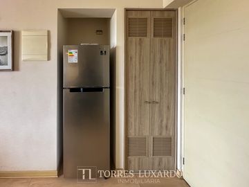 ALQUILER DE LINDO DEPARTAMENTO AMOBLADO EN SURQUILLO DE 1 HABITACION Y 1 ESTACIONAMIENTO