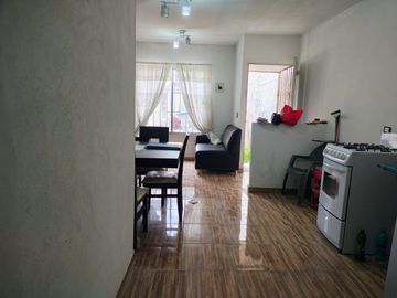 VENTA CASA RECIEN REMODELADA EN HUEHUETOCA, CUAUTITLAN EDO DE MÉXICO