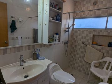 VENTA DEPARTAMENTO 3 DORMITORIOS   MIRAVALLE 4 CUMBAYA