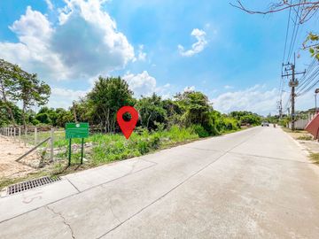 Bang Saray Land for Sale Oceanside, Only 400m. from Sukhumvit Road