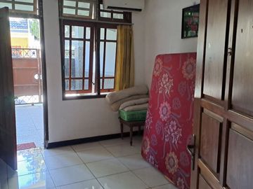 Rumah Rungkut Barata Terawat Siap Huni 2 Lantai dkt Mapan Menanggal Pondok Candra